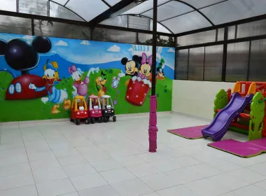 Espacio de actividades del jardín infantil
